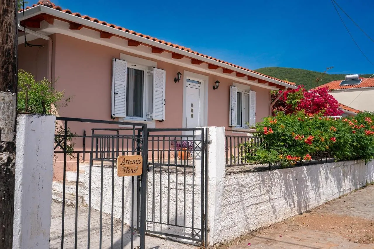 Holiday home Artemis House Villa Karavomylos