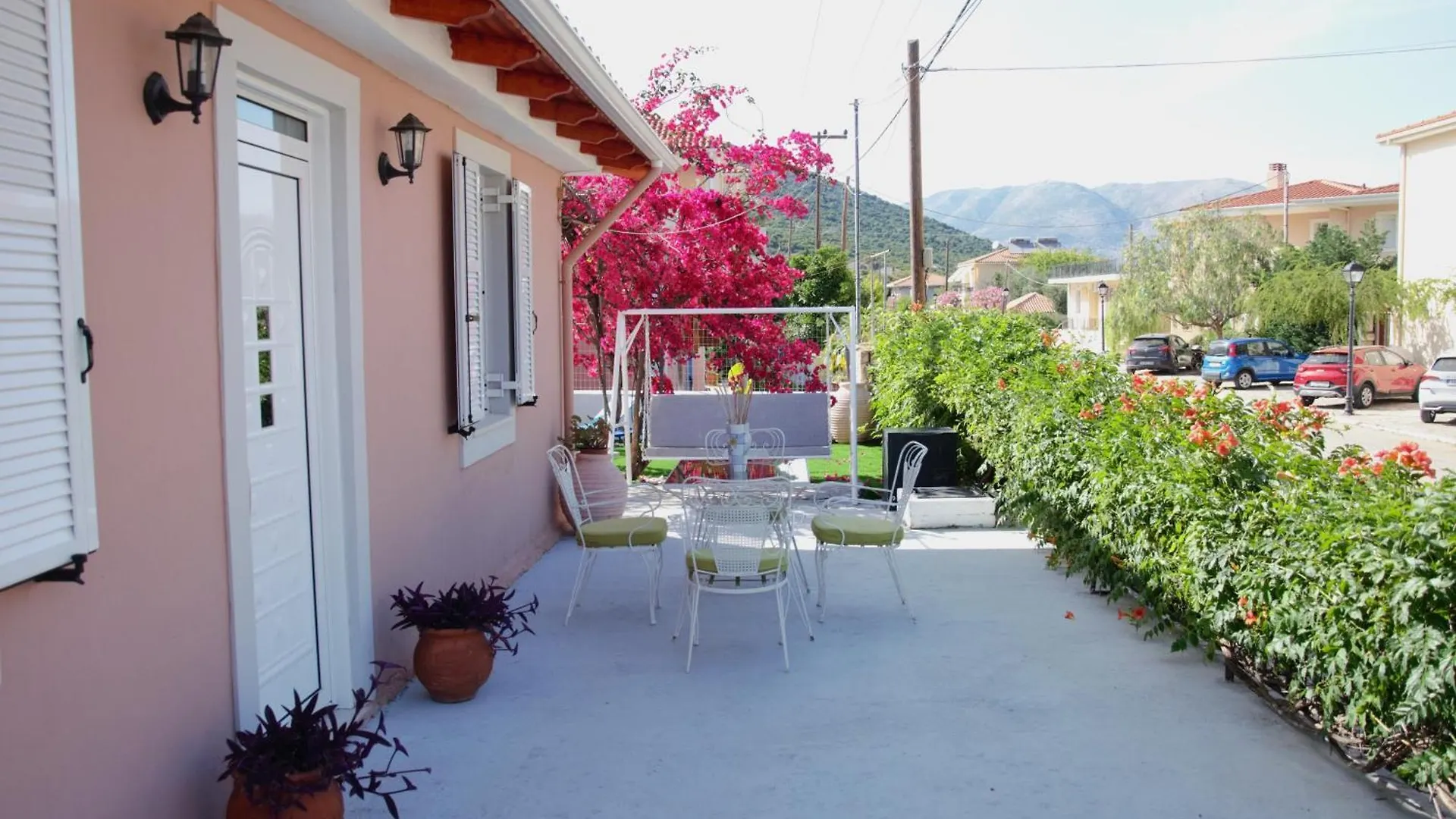 Artemis House Villa Karavomylos 0*,